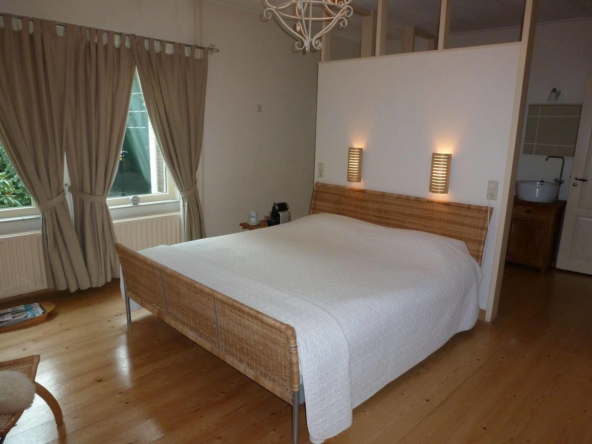 Hotel Het Oude Postkantoor Брумен Екстериор снимка